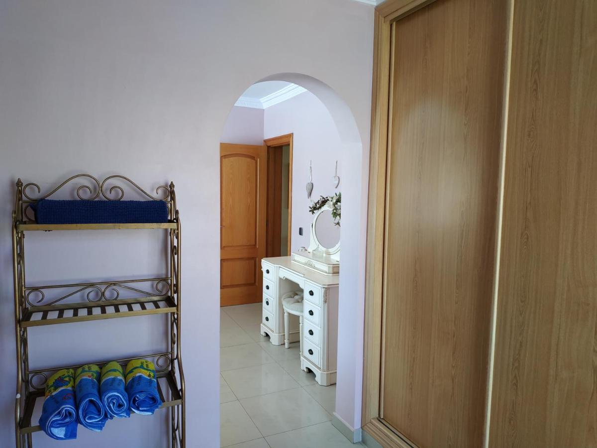 Villa Casa Del Sol 3 Bedroom Villa With Private Solar Covered 12M X 6M Pool Minimum Stay 7 Nights Chromecast And Wifi Throughout The Property Triquivijate Eksteriør billede
