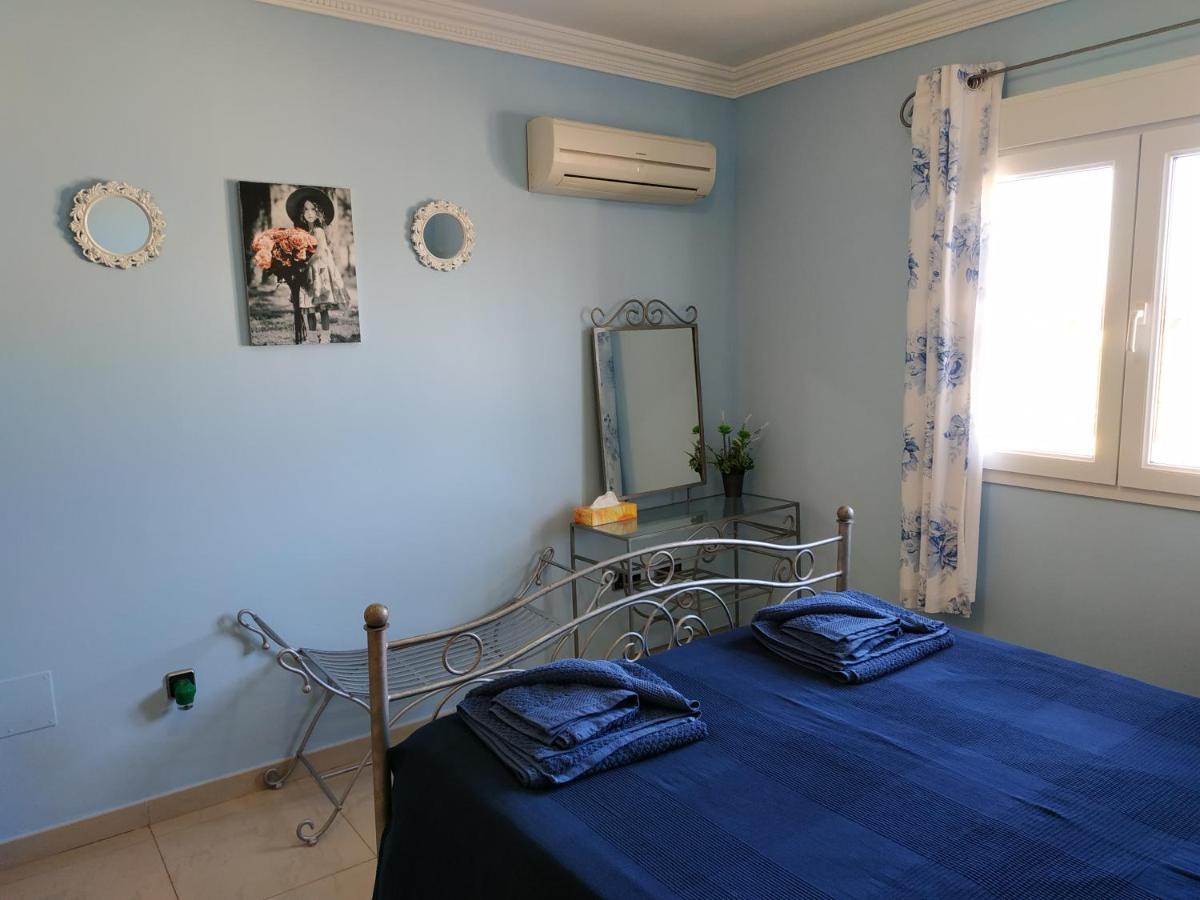 Villa Casa Del Sol 3 Bedroom Villa With Private Solar Covered 12M X 6M Pool Minimum Stay 7 Nights Chromecast And Wifi Throughout The Property Triquivijate Eksteriør billede