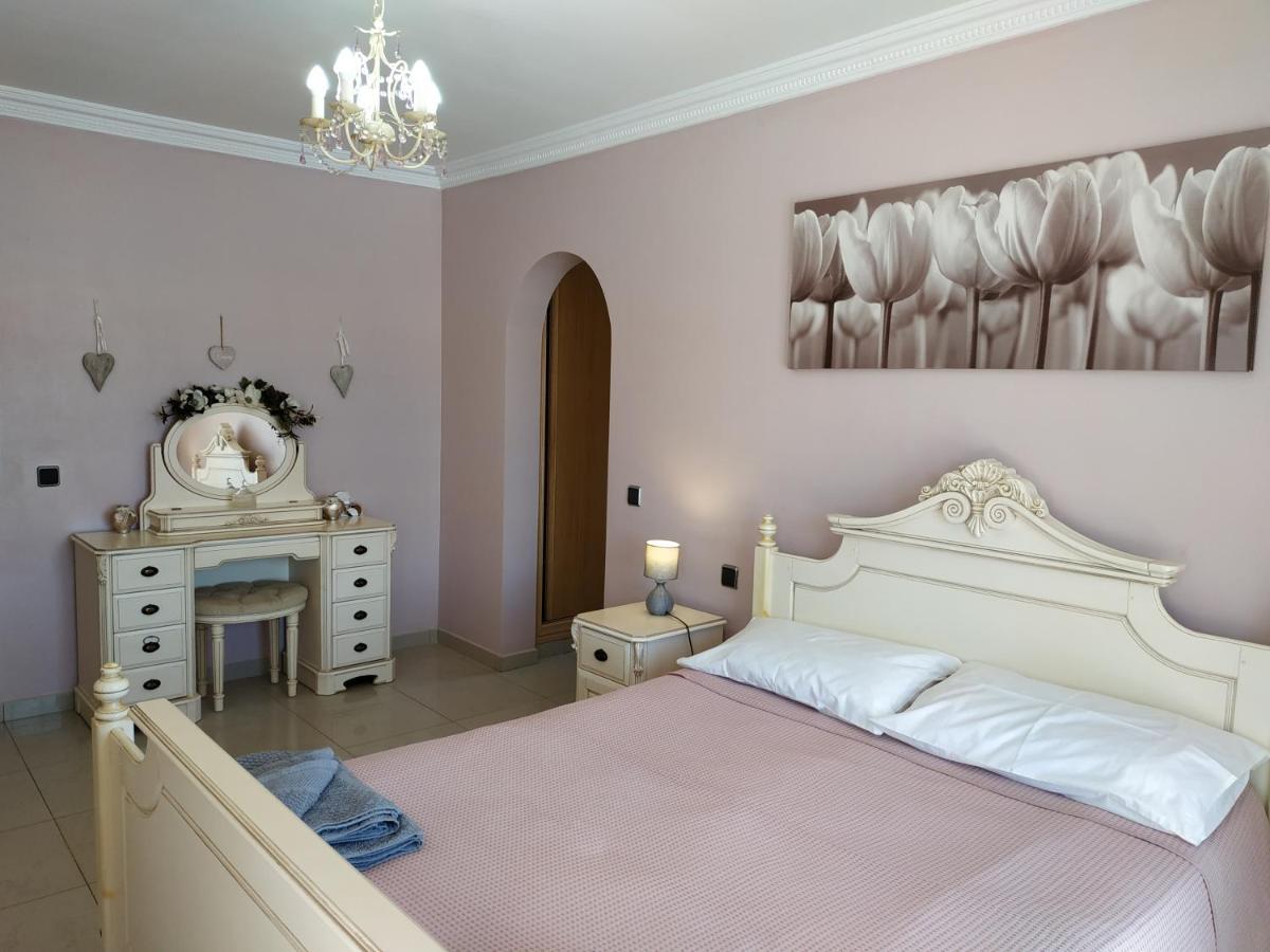 Villa Casa Del Sol 3 Bedroom Villa With Private Solar Covered 12M X 6M Pool Minimum Stay 7 Nights Chromecast And Wifi Throughout The Property Triquivijate Eksteriør billede