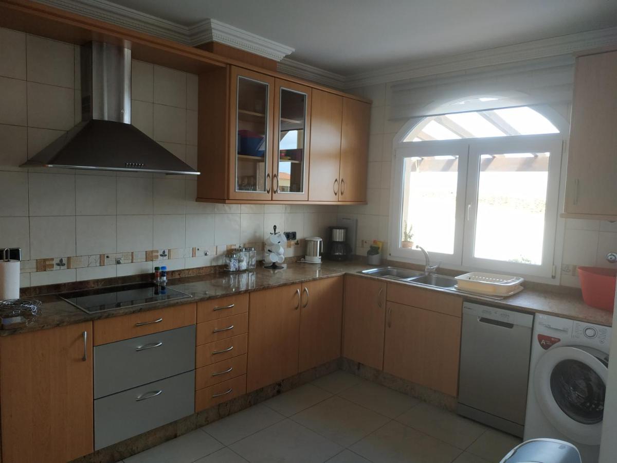 Villa Casa Del Sol 3 Bedroom Villa With Private Solar Covered 12M X 6M Pool Minimum Stay 7 Nights Chromecast And Wifi Throughout The Property Triquivijate Eksteriør billede