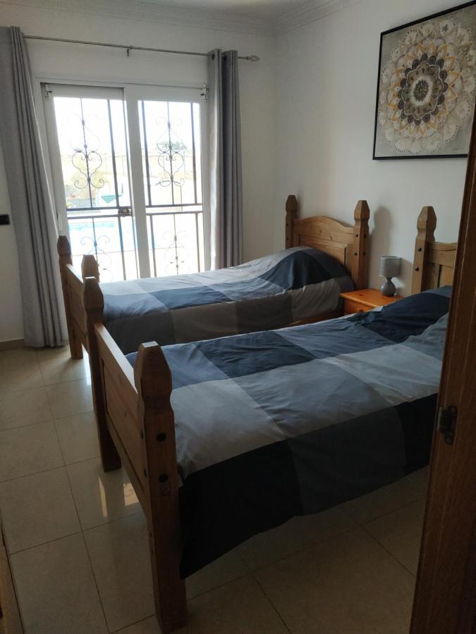 Villa Casa Del Sol 3 Bedroom Villa With Private Solar Covered 12M X 6M Pool Minimum Stay 7 Nights Chromecast And Wifi Throughout The Property Triquivijate Eksteriør billede