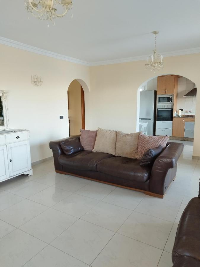 Villa Casa Del Sol 3 Bedroom Villa With Private Solar Covered 12M X 6M Pool Minimum Stay 7 Nights Chromecast And Wifi Throughout The Property Triquivijate Eksteriør billede